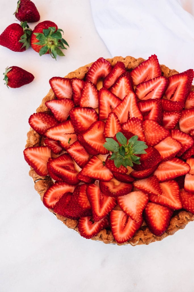 easy strawberry tart with queso fresco filling