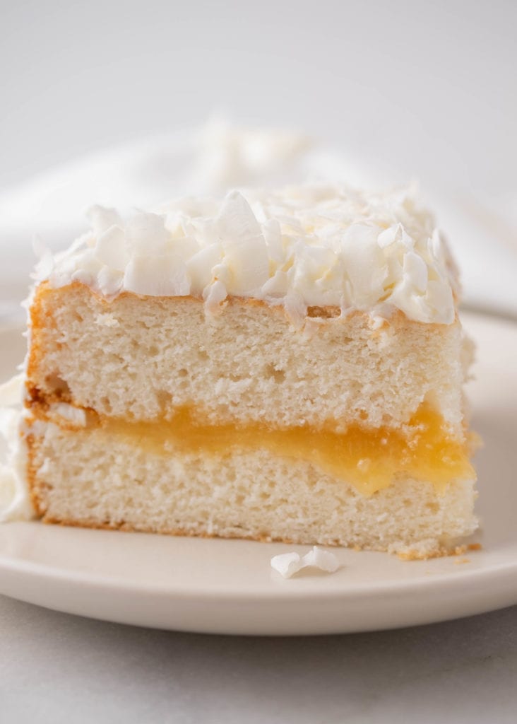 Coconut cake with lemon curd filling